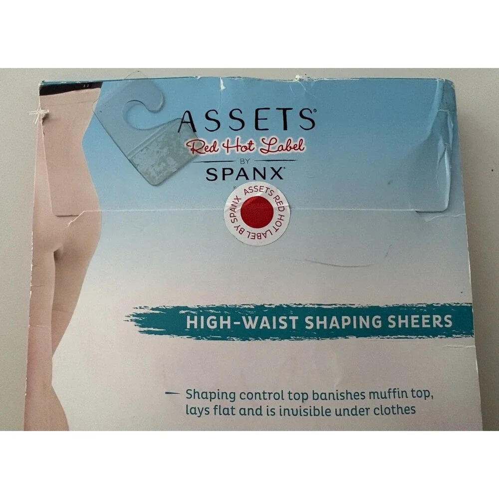 Spanx Assets Red Hot Label Sheers 2 124-155 lbs Barest Bare Shaping Nylons